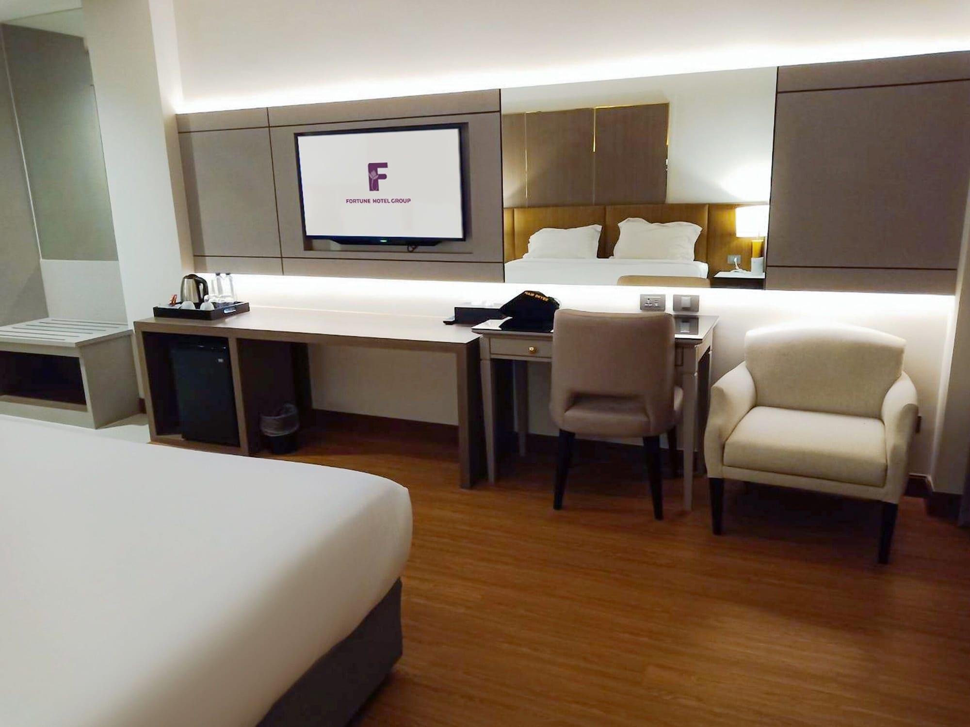Fortune River View Hotel