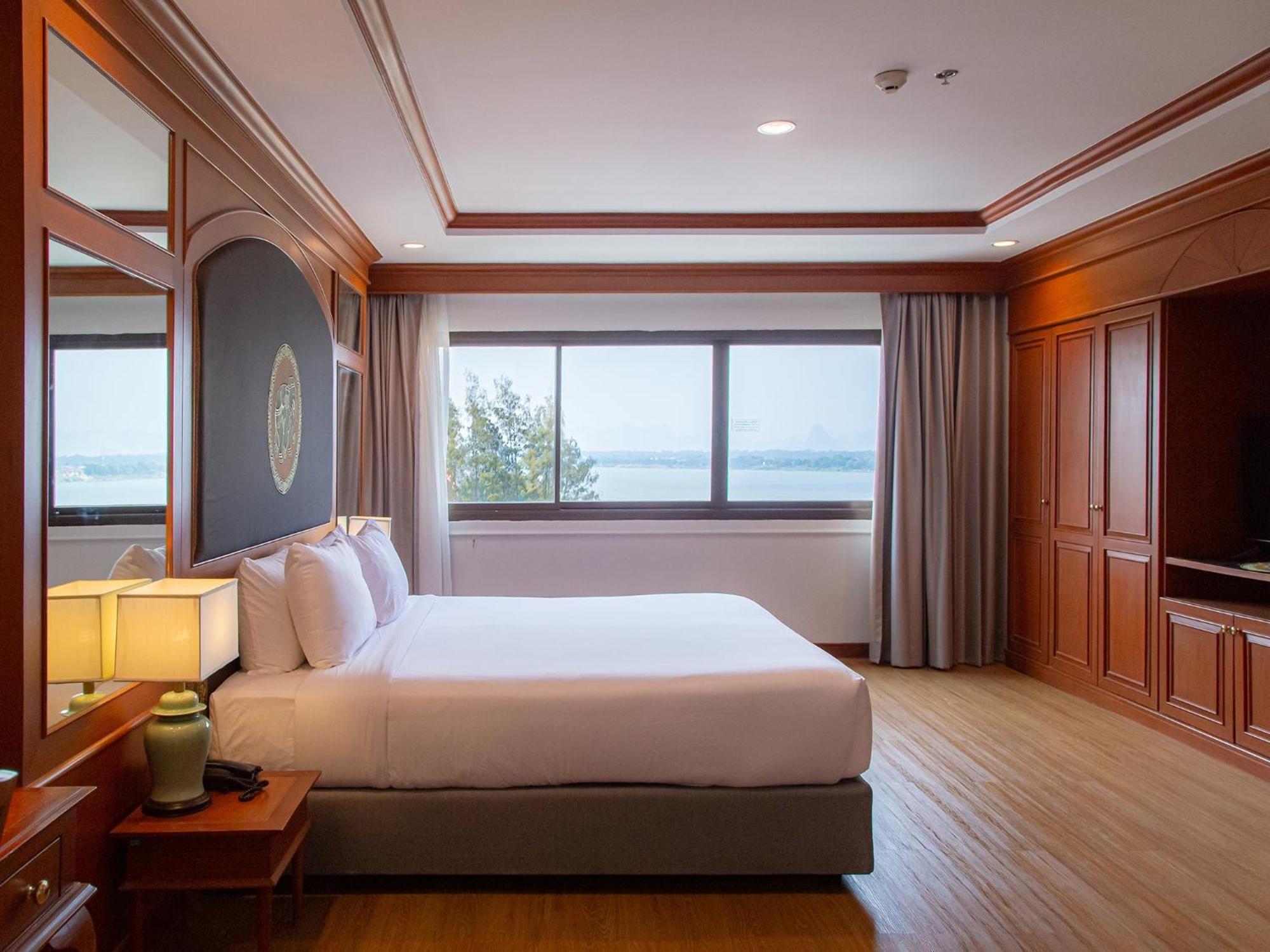Fortune River View Hotel 4*